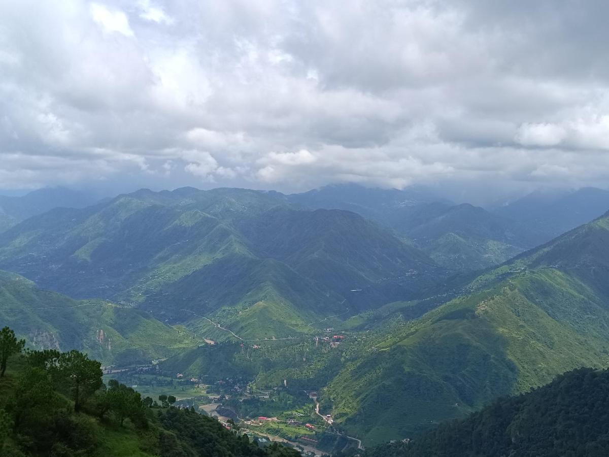 Windmill Inn Solan Εξωτερικό φωτογραφία